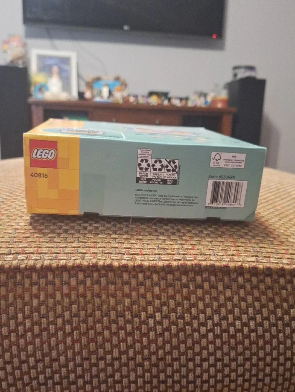 LEGO Decorative Easter Egg Building  40816 Ages 9+